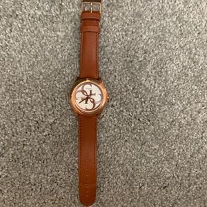 GUESS Women's Trendy Rose Gold-Tone Stainless Steel Watch with Analog Dial